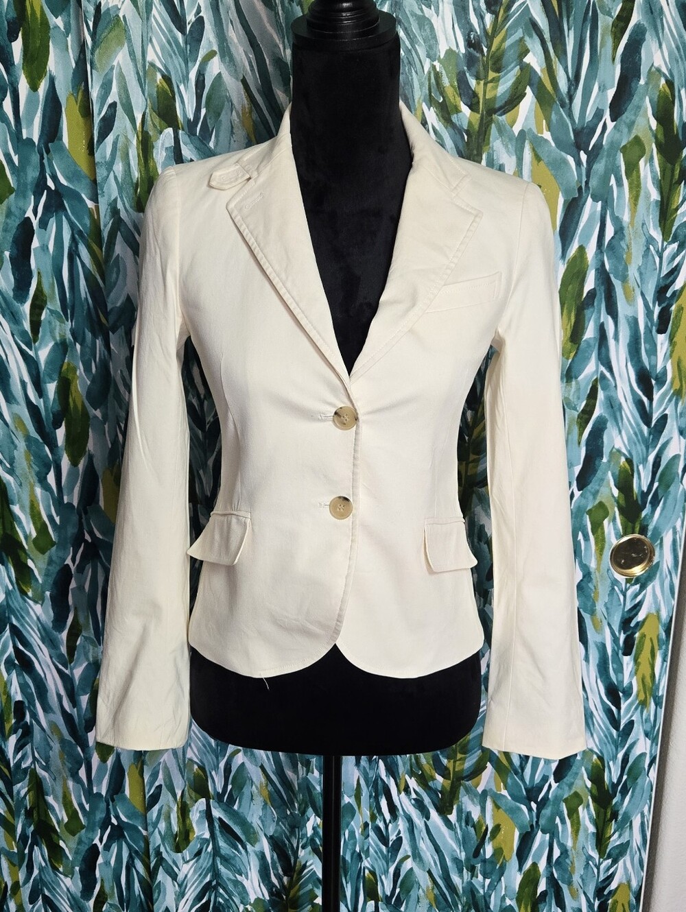 Theory Classic Cream Women's Blazer Jacket - Tailored Two-Button Style